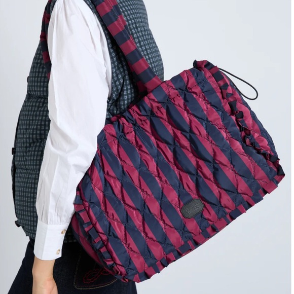 Damson Madder Frill Edge Ruched NEW Tote Bag - Picture 1 of 5